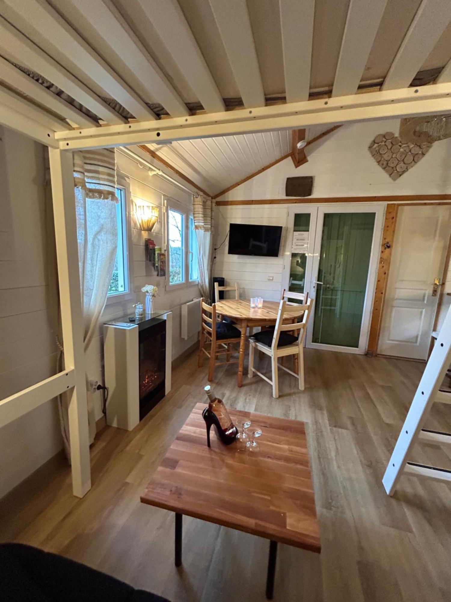 En Toute Quietude Lissac-sur-Couze Екстер'єр фото